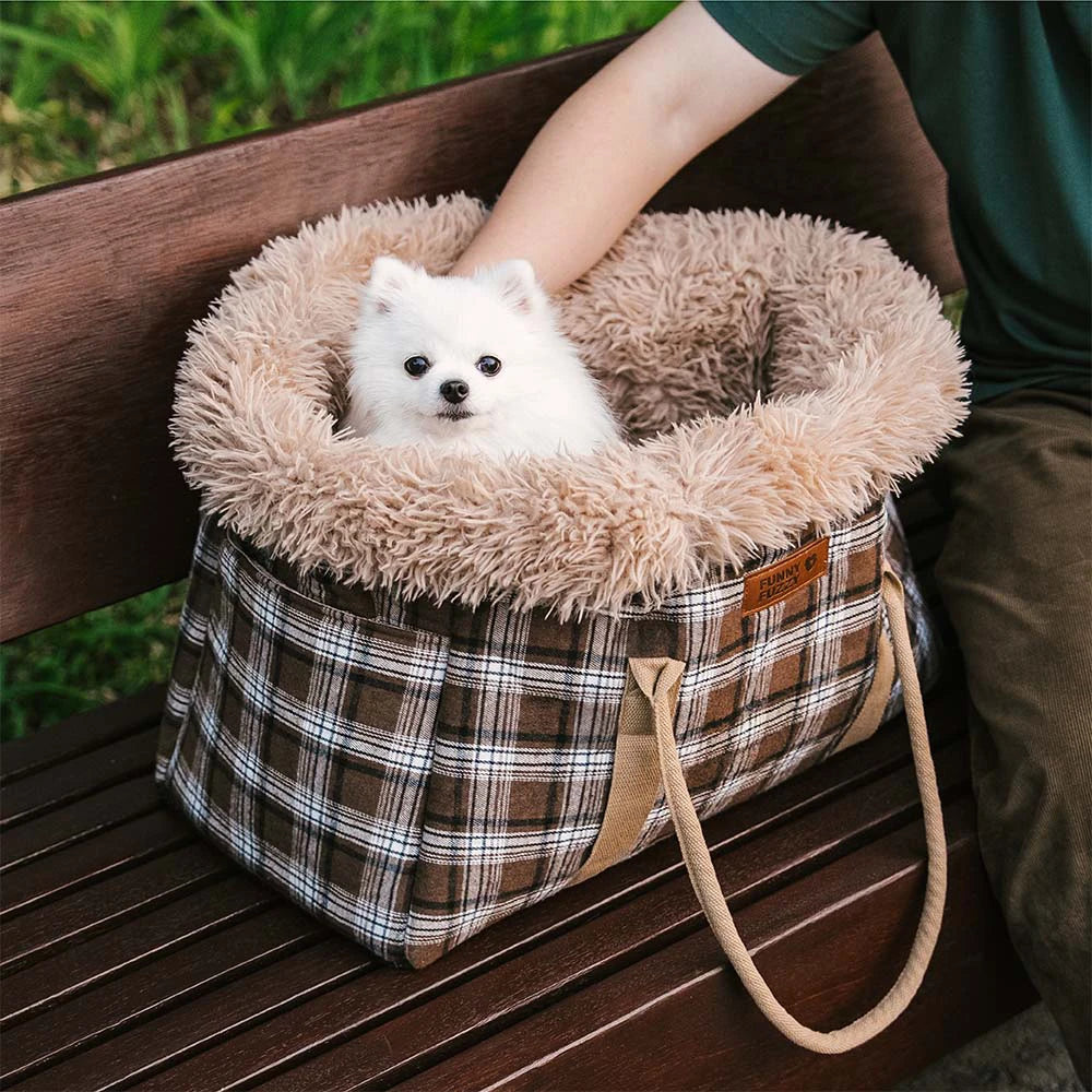 2-in-1 Große Ganzjahres-Haustiertragetasche und Hundeschlafsack – Voyager's Plaid