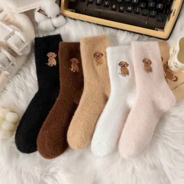 🎁Neujahrs-Sonderangebot für 9,99 £!!⚡1 kaufen, 3 Paar erhalten⚡Über 50.000 verkauft!💖Kuschelige, warme Plüschsocken für Damen mit niedlicher Highland-Cow-Stickerei