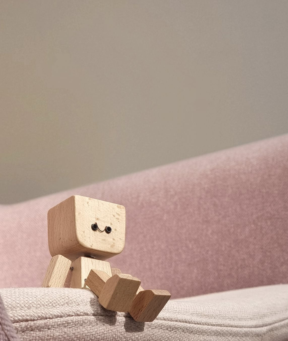 🔥 LAST DAY PROMOTION - 50%OFF 🔥Charming Little Wooden Figure That Sways